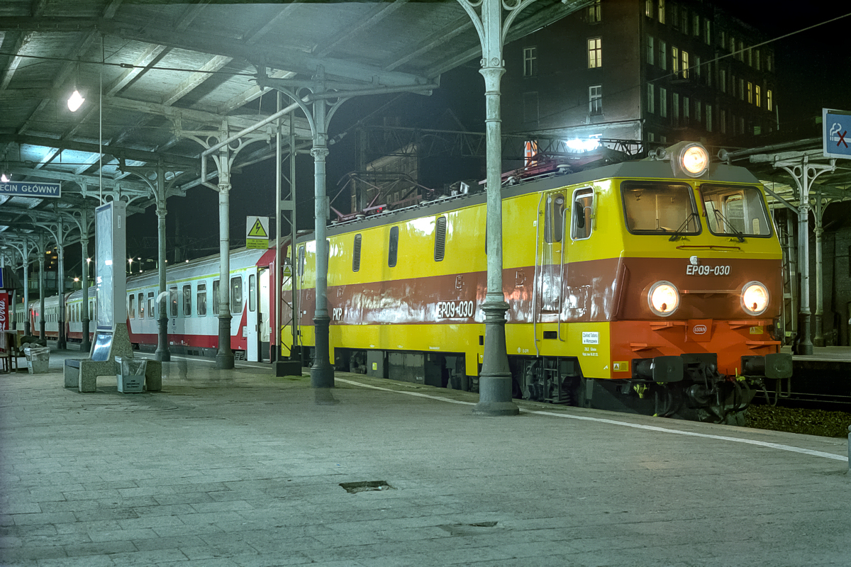 EP09-030: Szczecin Główny