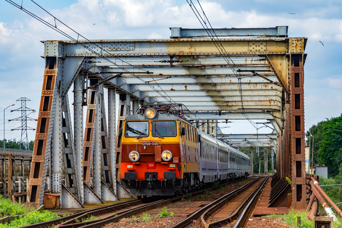 EP09-046: podg. Regalica