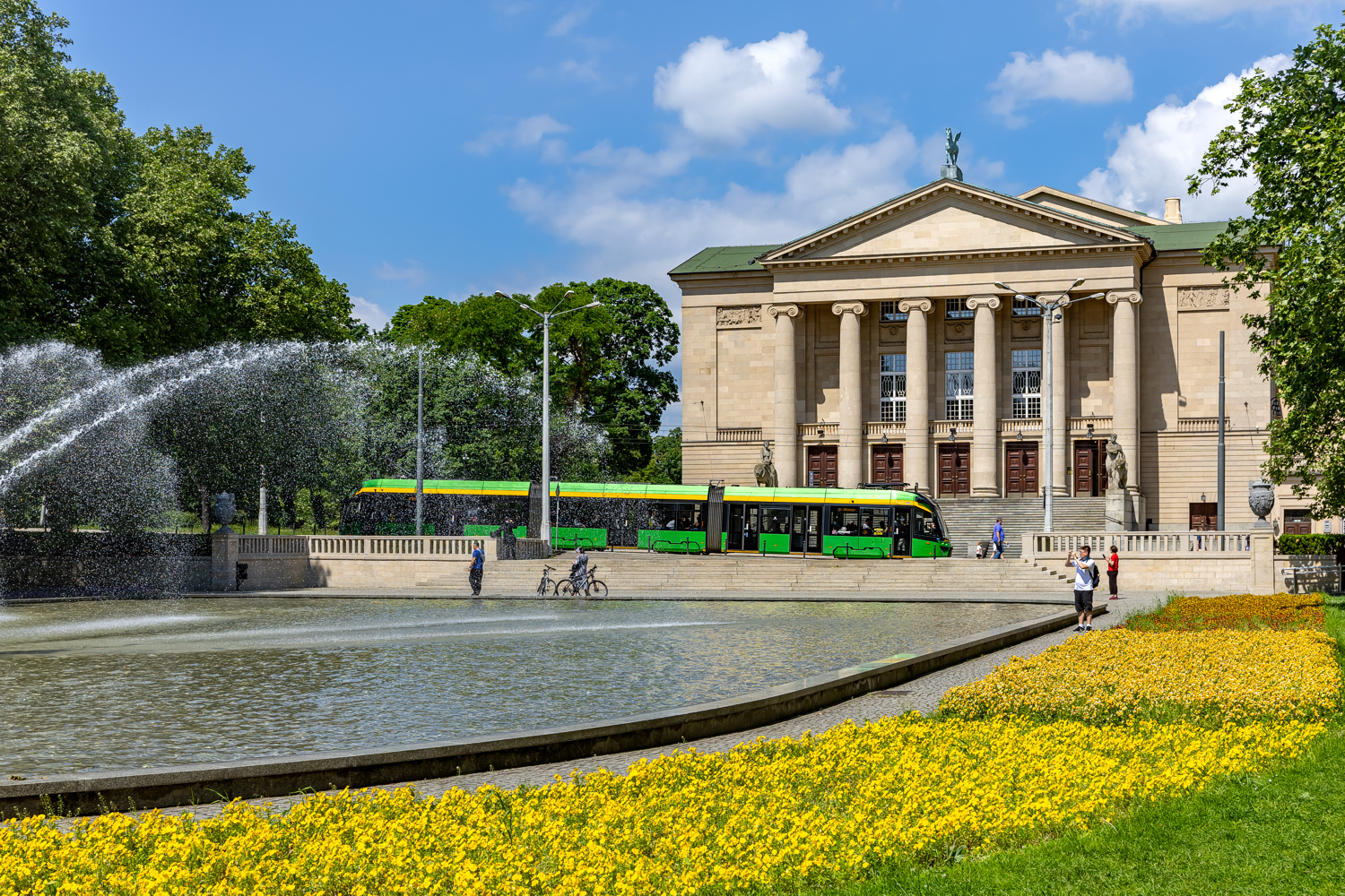 Moderus Gamma LF03 AC BD #928: Poznań, ul. Fredry
