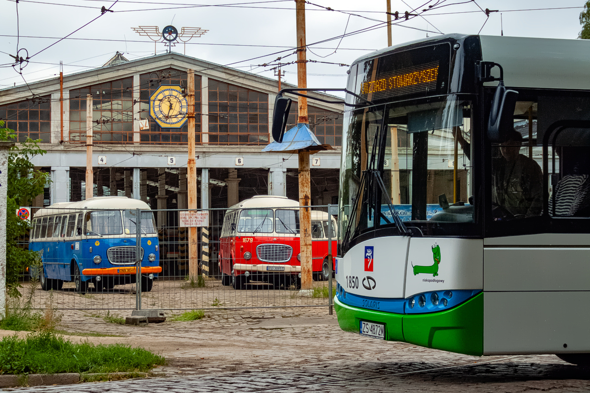 Solaris Urbino 18 #1850, Ogórek: Szczecin, ul. Niemierzyńska 