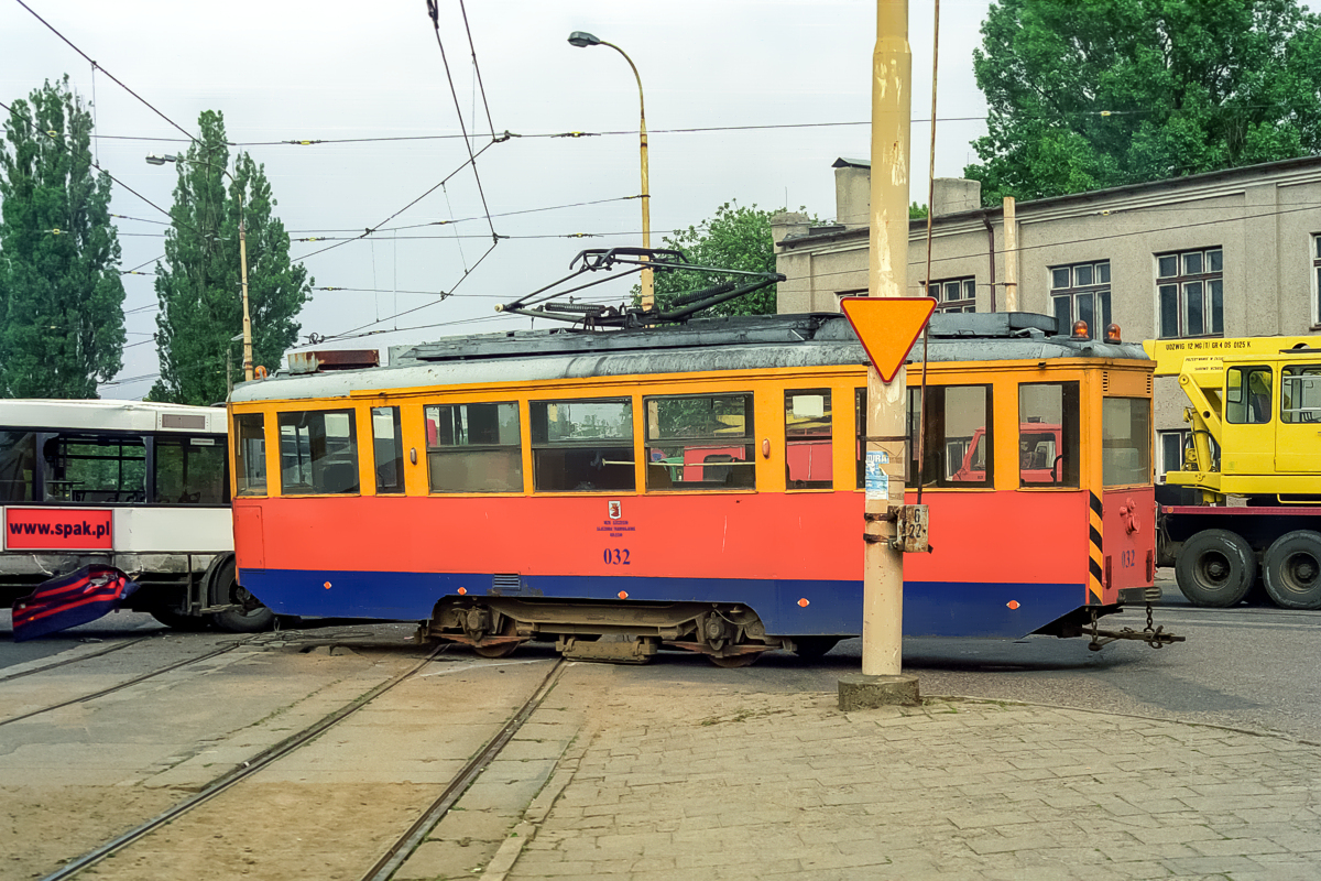 Zderzenie 4N #032 z Volvo B10MA #1572