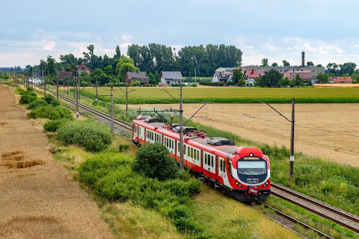 EN57-1031: Chwalibogowo - Września