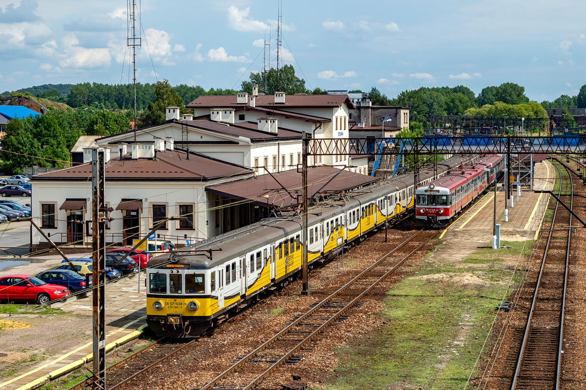 EN57-1038: Trzebinia