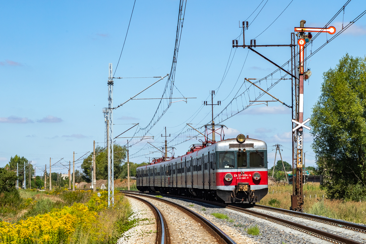 EN57-108+1154: Kowalów