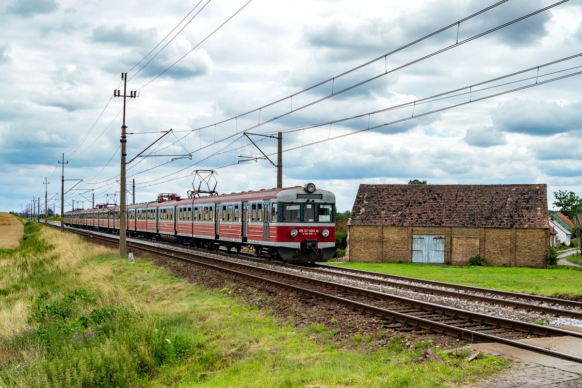 EN57-1124+894+1013: Laski Lubuskie - Radów