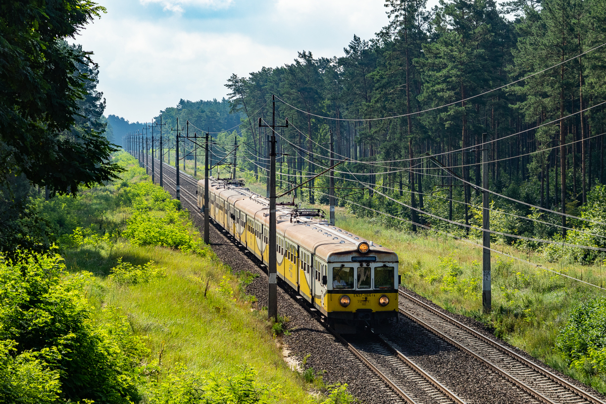 EN57-1166+1164: Pliszka - Gądków Wielki