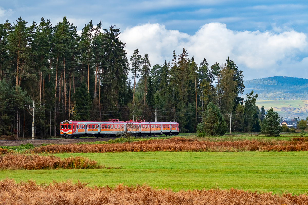 EN57-1229: Nowy Targ - Szaflary