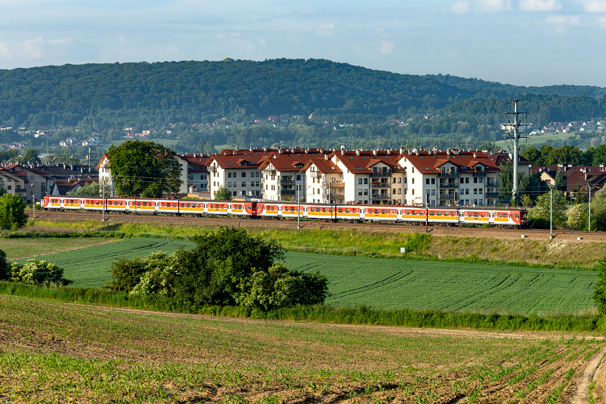 EN57-1281+1373: Kraków Mydlniki