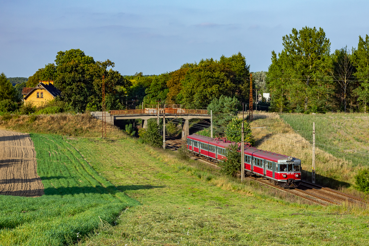 EN57-130: Lisie Pole - Chojna