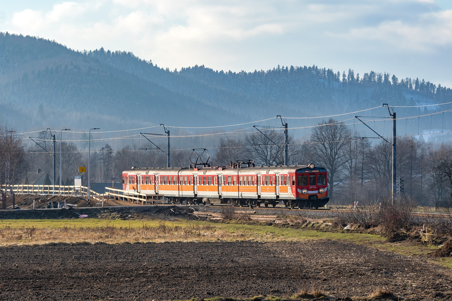 EN57-1331: Chocznia Górna