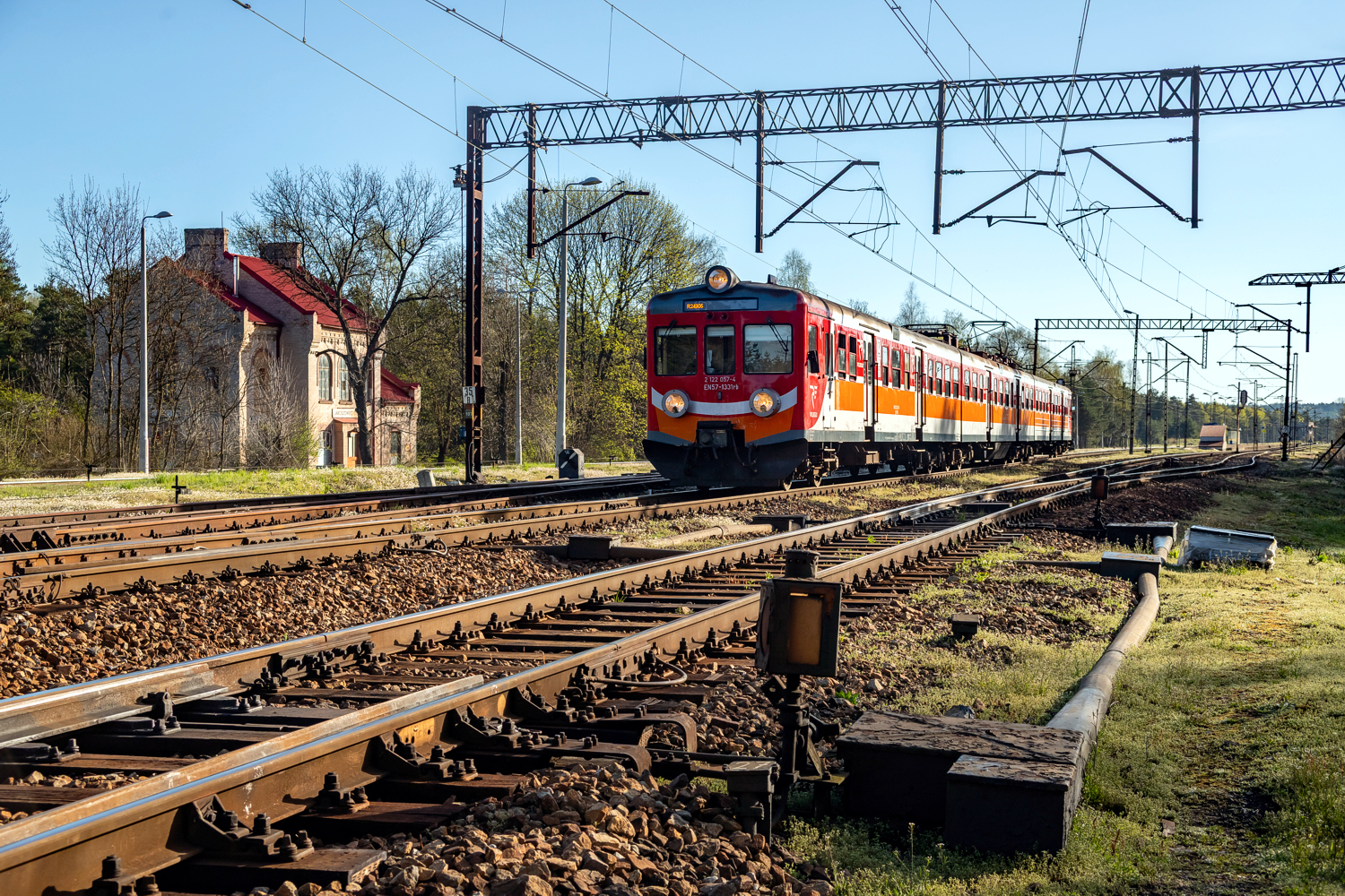 EN57-1331: Jaroszowiec Olkuski
