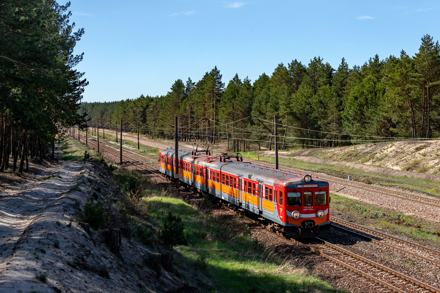EN57-1331: Olkusz - Jaroszowiec Olkuski