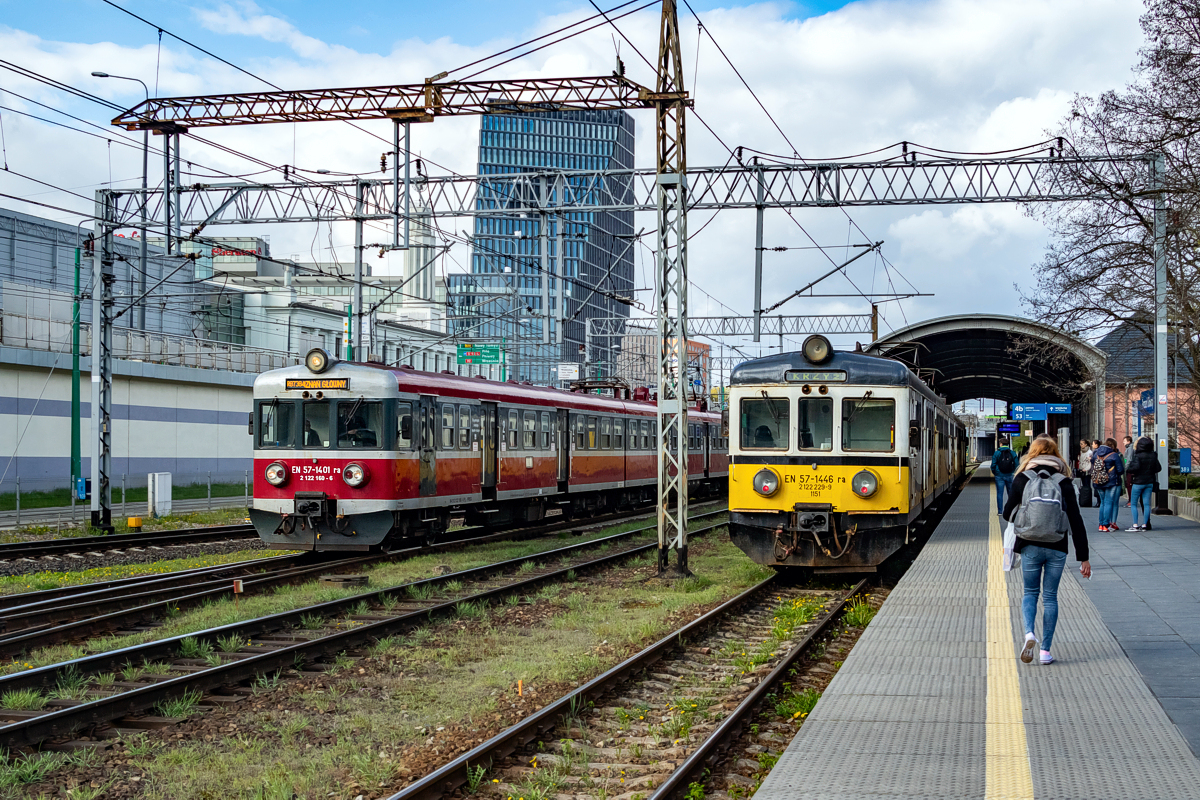 EN57-1401, EN57-1446: Poznań Główny