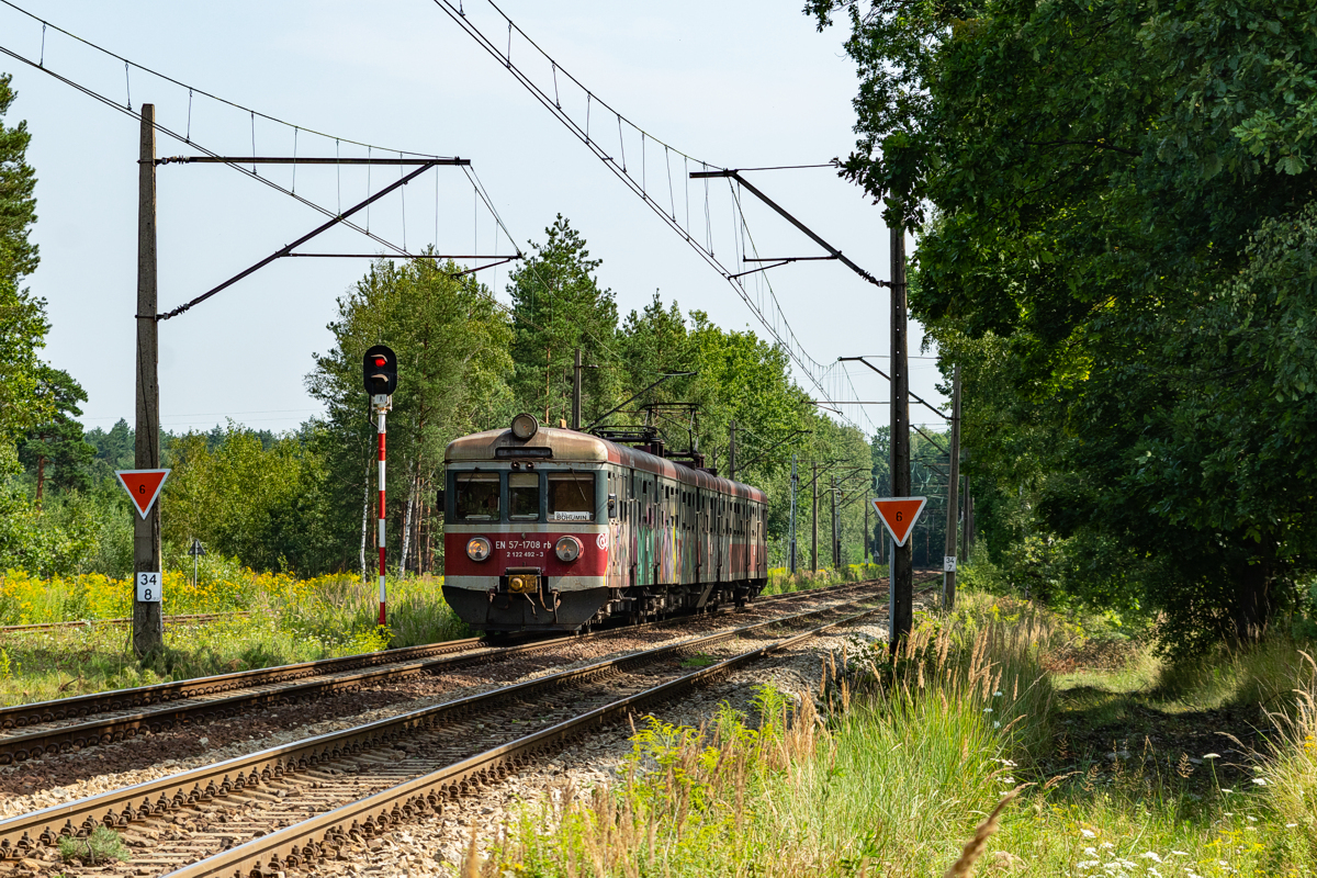 EN57-1708: podg. Kamień