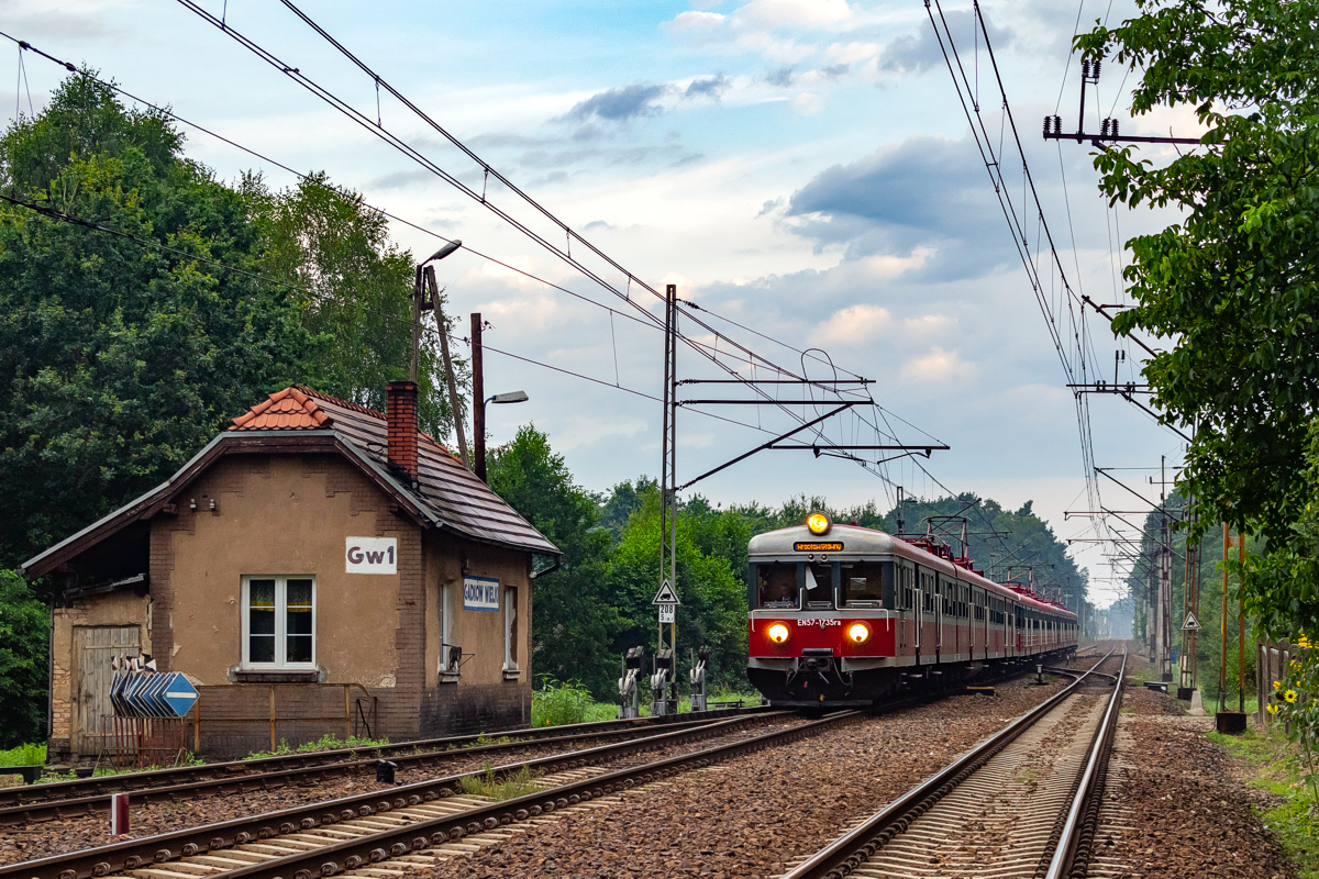 EN57-1735+110+130: Gądków Wielki