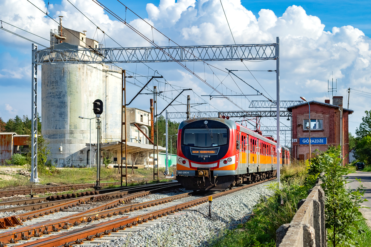 EN57-2063: Górażdże