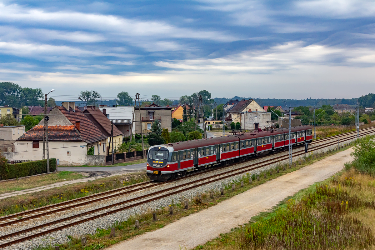 EN57-2074: Błotnica Strzelecka - Strzelce Opolskie