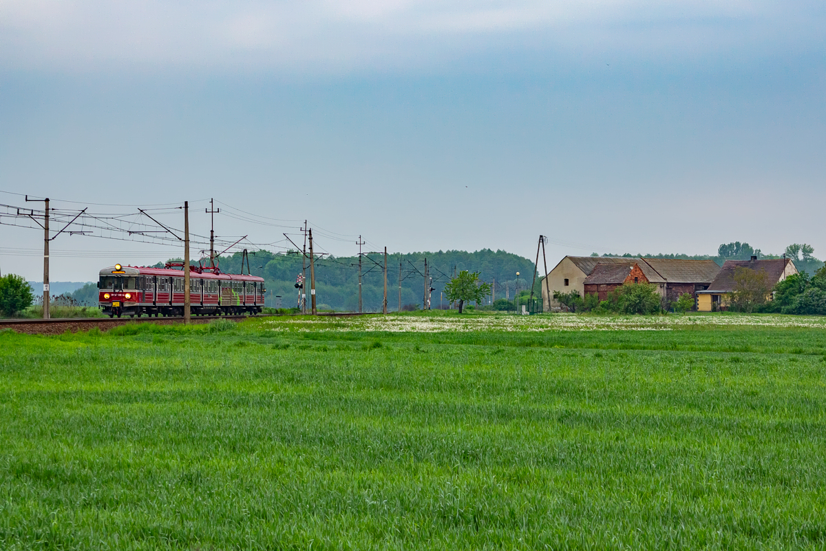 EN57-646: Chełmek Wołowski - Ścinawa