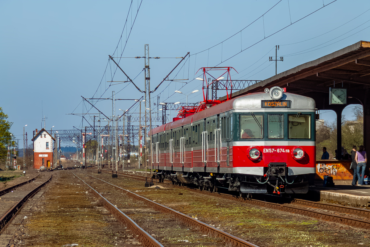EN57-674: Świdwin