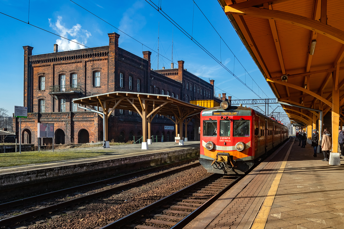 EN57-694+948: Wrocław Nadodrze