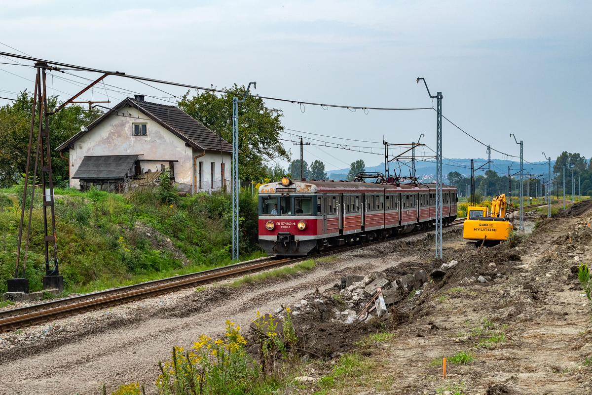 EN57-840: Krzeszowice - Rudawa