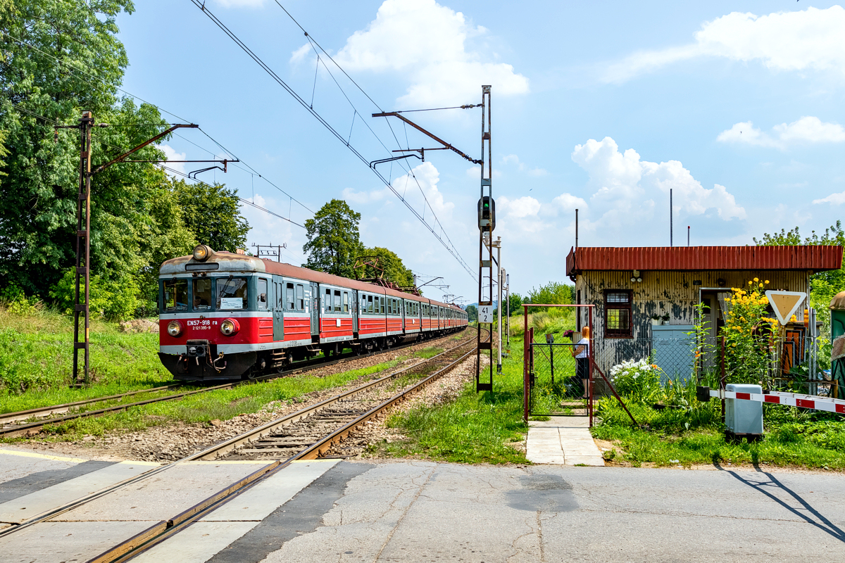 EN57-918+886+889: Wola Filipowska