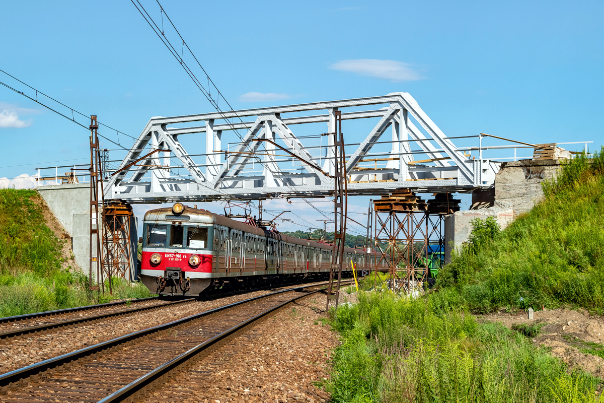 EN57-918+886+889: Rudawa - Krzeszowice