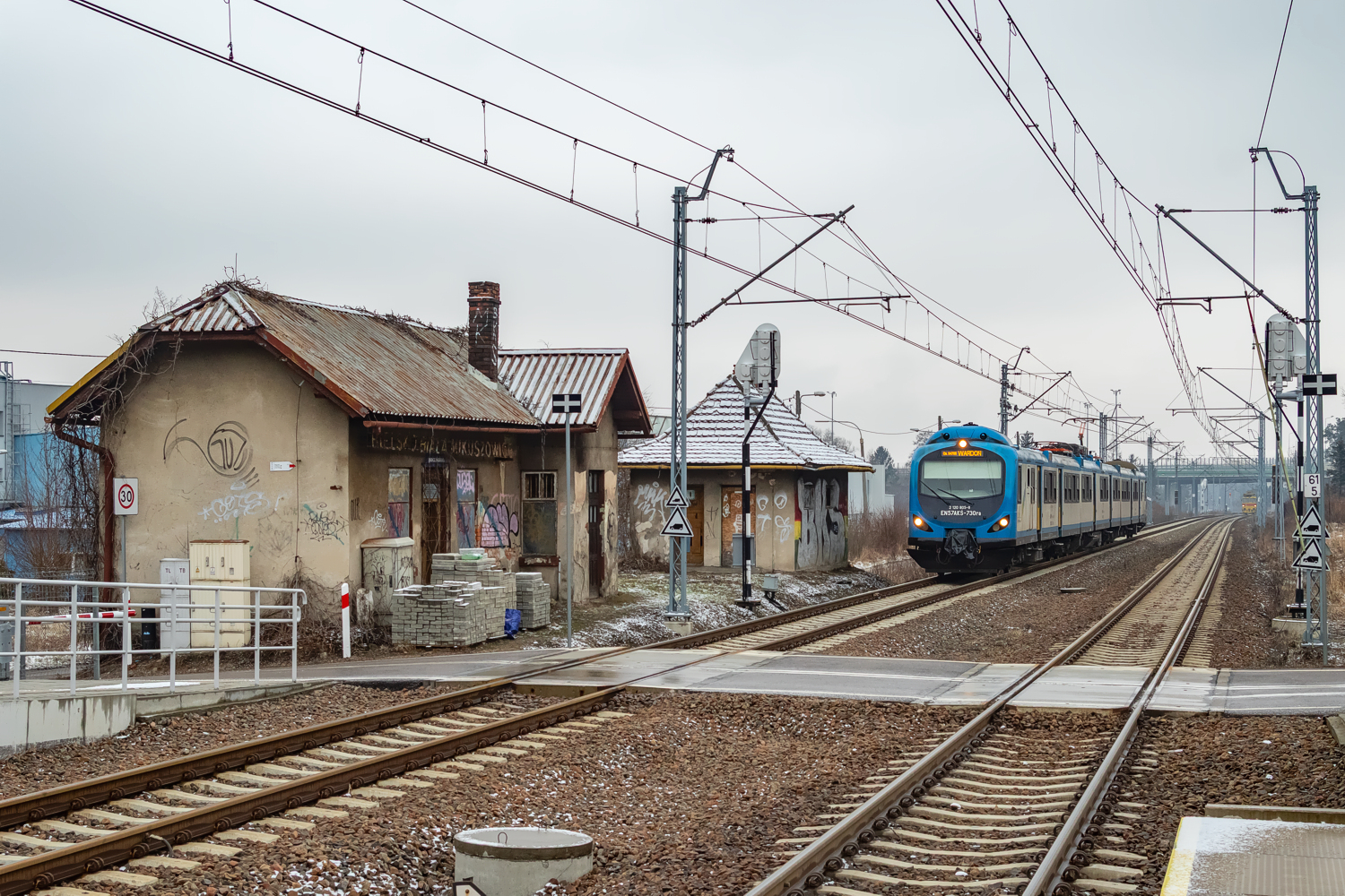 EN57AKŚ-730: Bielsko-Biała Mikuszowice