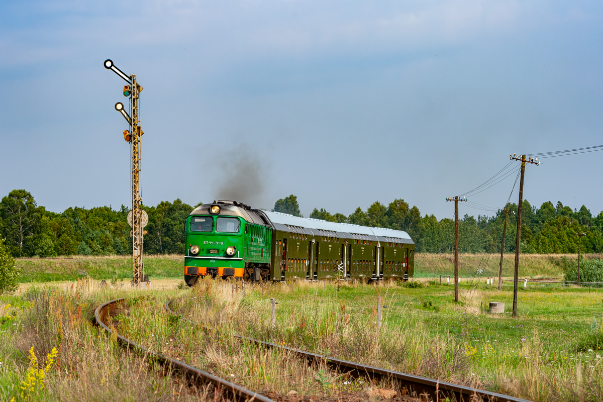 ST44-949