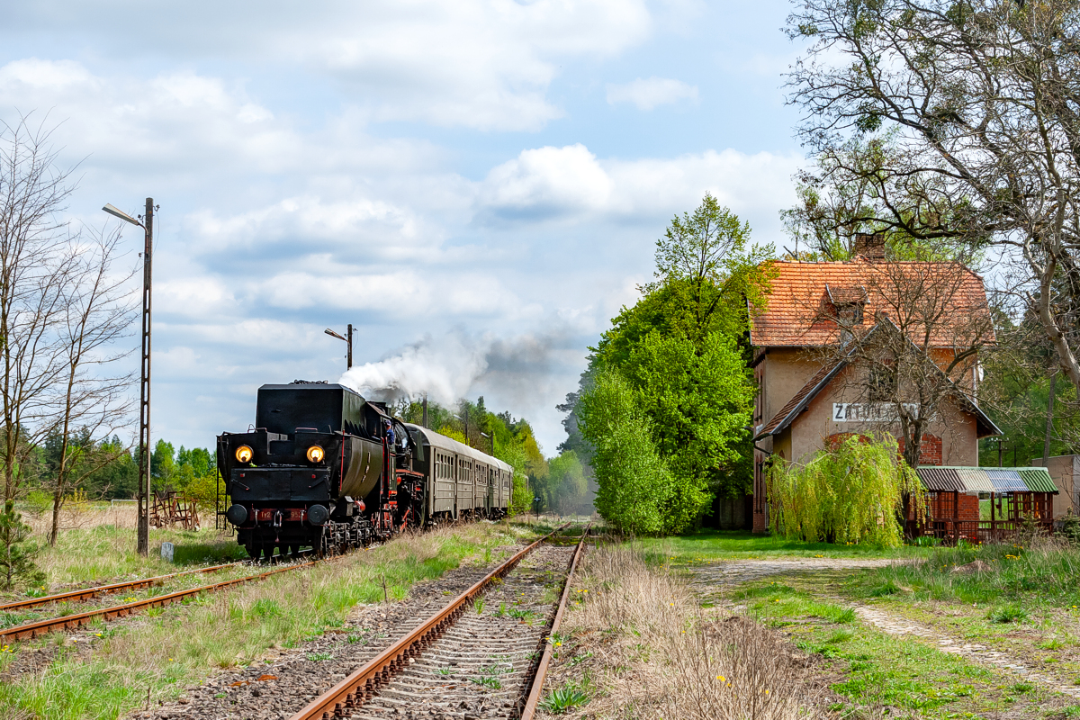 Ty2-953: Zatom Stary