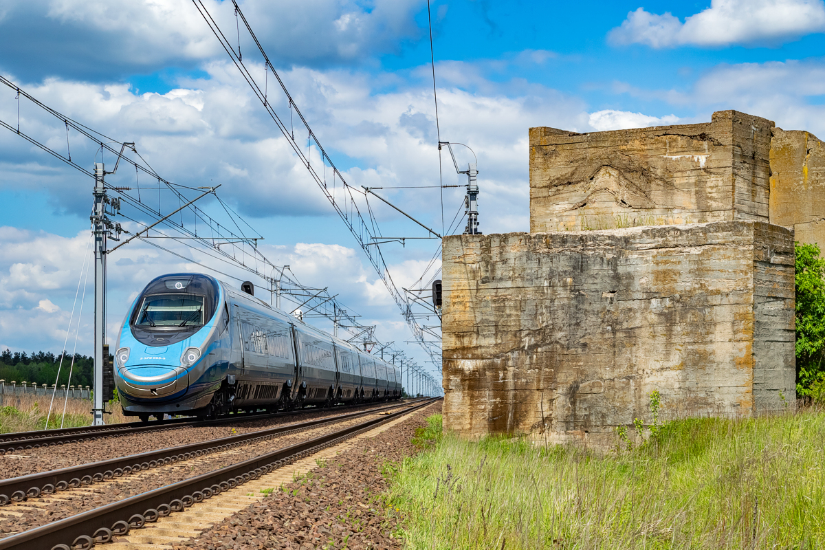 ED250-013: Włoszczowa Północ - podg. Knapówka