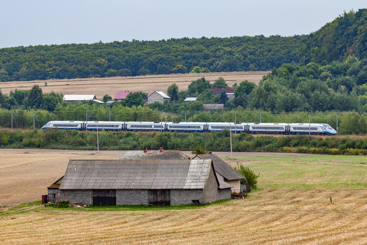ED250-014: Kozłów - Tunel