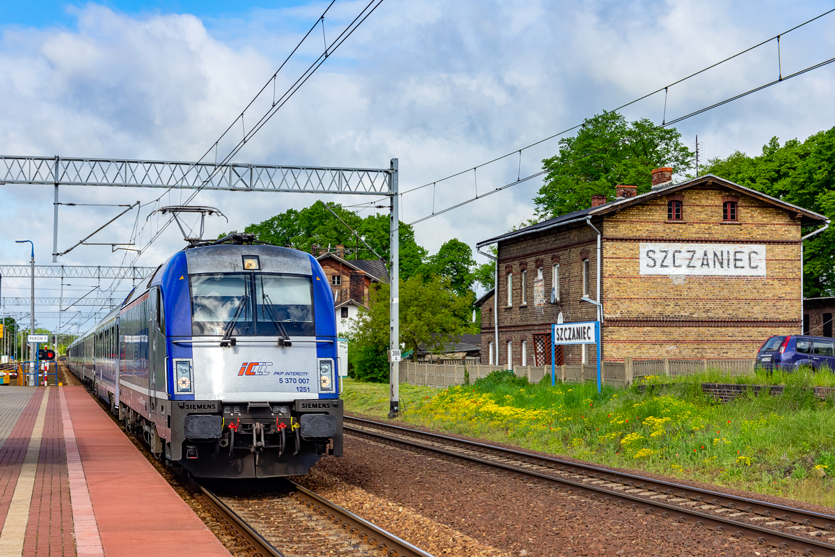 EU44-007: Szczaniec