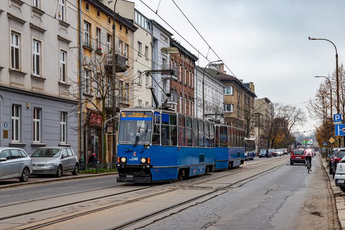 105Na+105NaD #HZ246+HZ247: Kraków, ul. Kościuszki