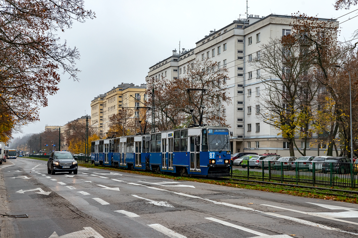 105Na #HZ252+HZ253+HZ260: Kraków, al. Solidarnośc