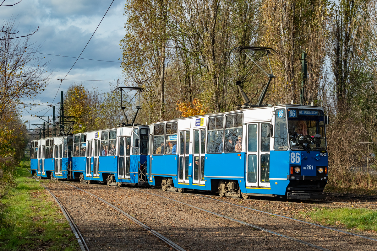 105Na #HZ261+262+263: Kraków, ul. Kocmyrzowska