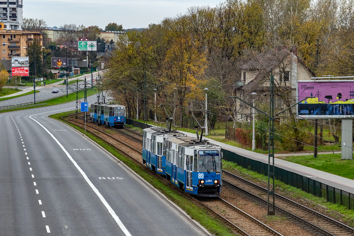 105Na #HZ264+RZ265: Kraków, ul. Wielicka