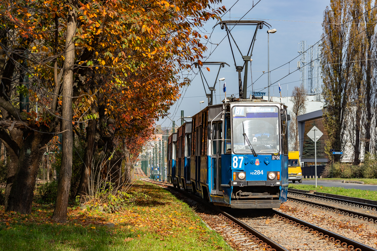 105Na #HZ284+HZ288+HZ289: Kraków, ul. Ujastek