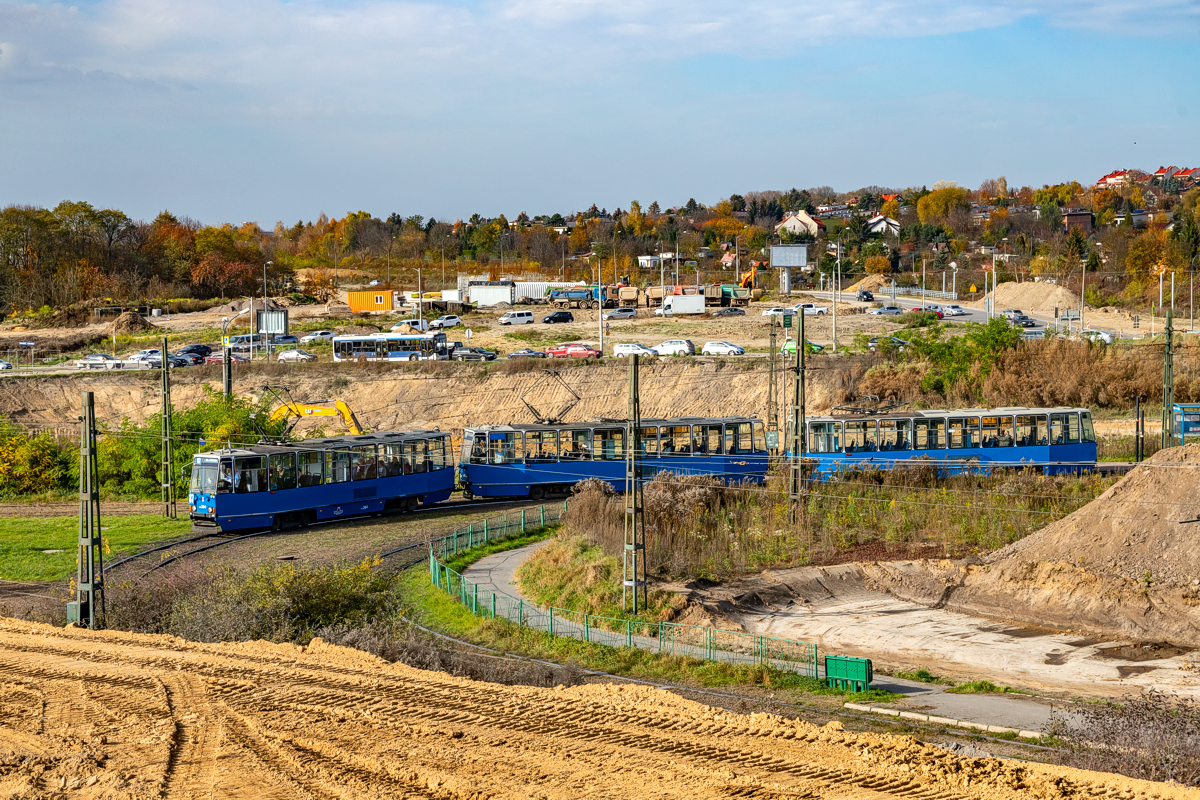105Na #HZ284+HZ288+HZ289: Kraków, przystanek Wiadukty