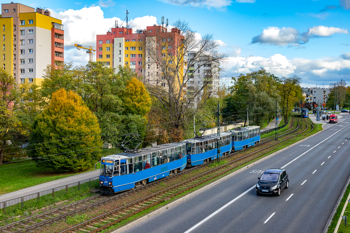 105Na #RZ255+RZ256+RZ257: Kraków, ul. Wielicka