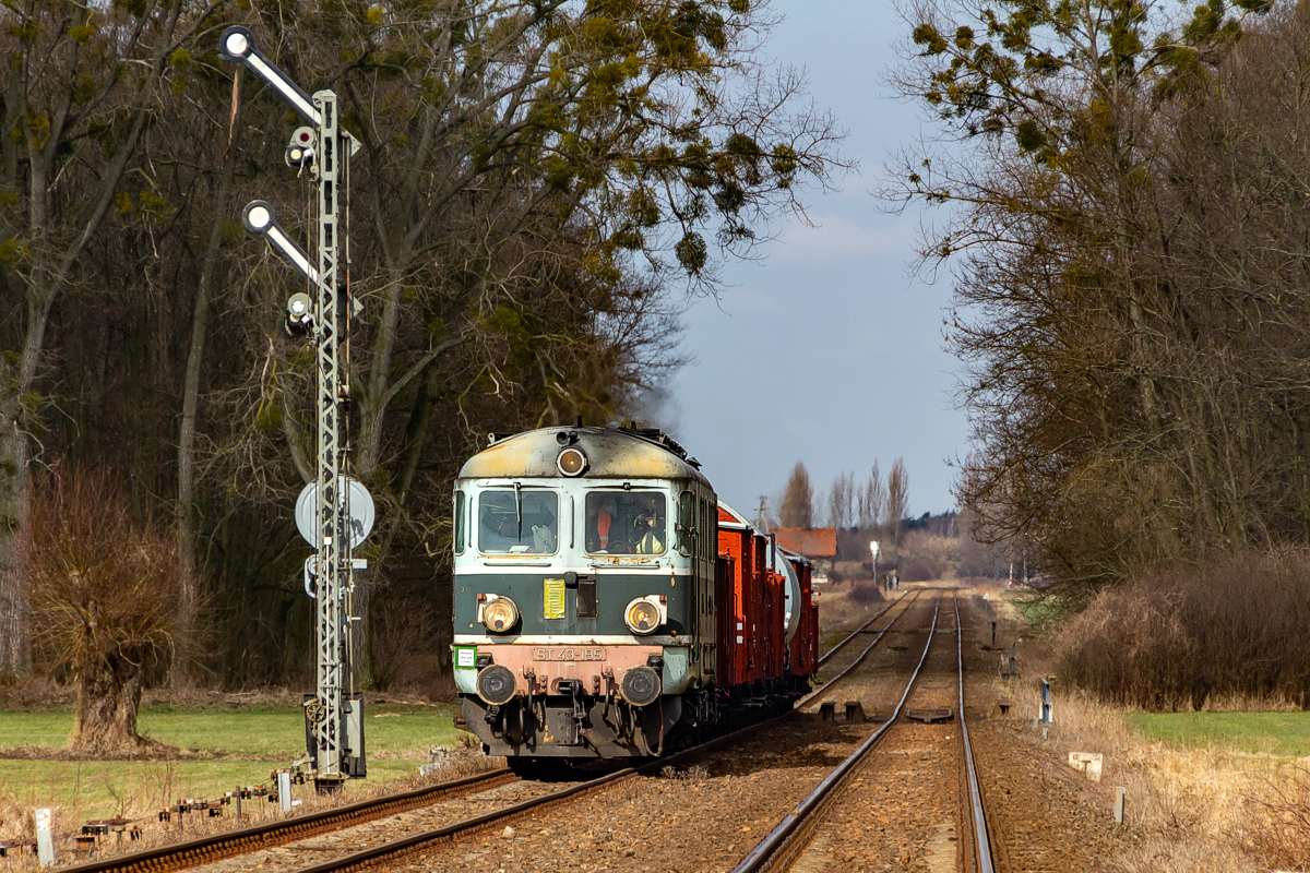 ST43-195: Pępowo