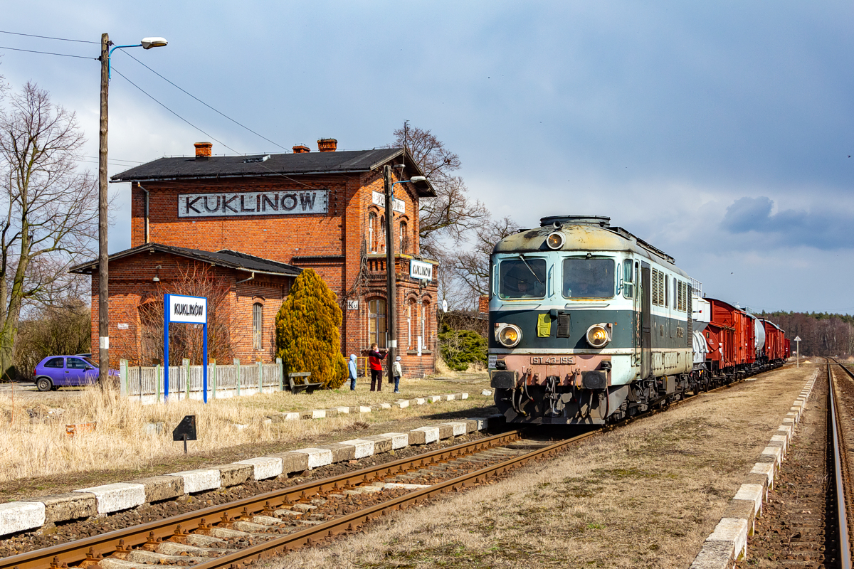 ST43-195: Kuklinów