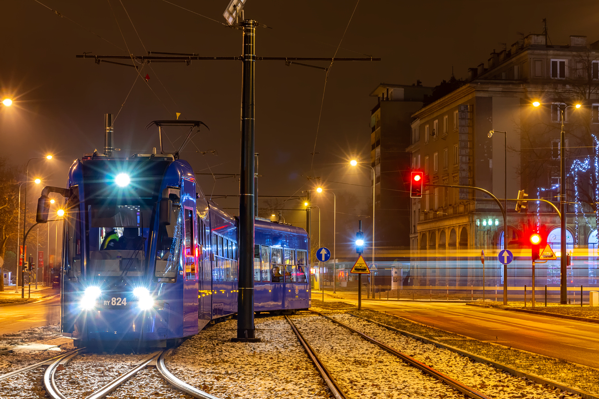 NGT8 #RY824: Kraków, Plac Centralny