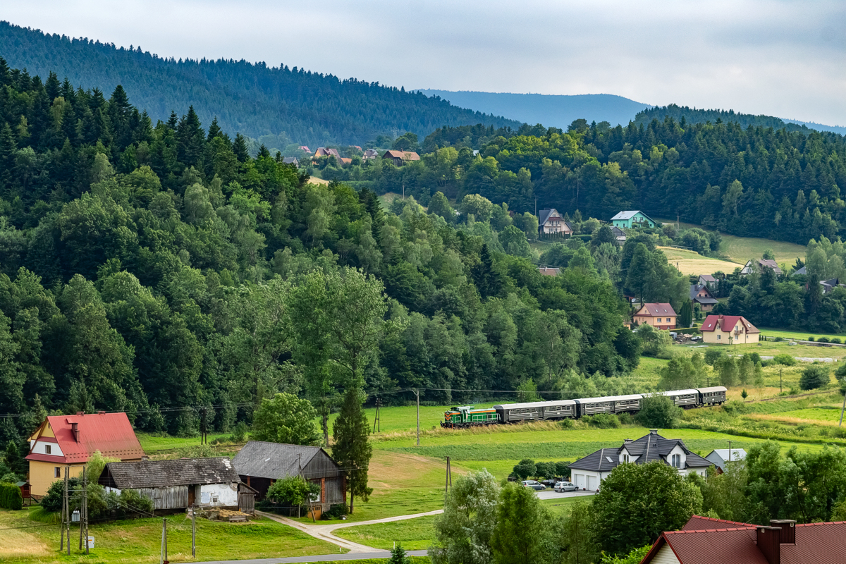 SM42-742: Piekiełko - Łososina Górna