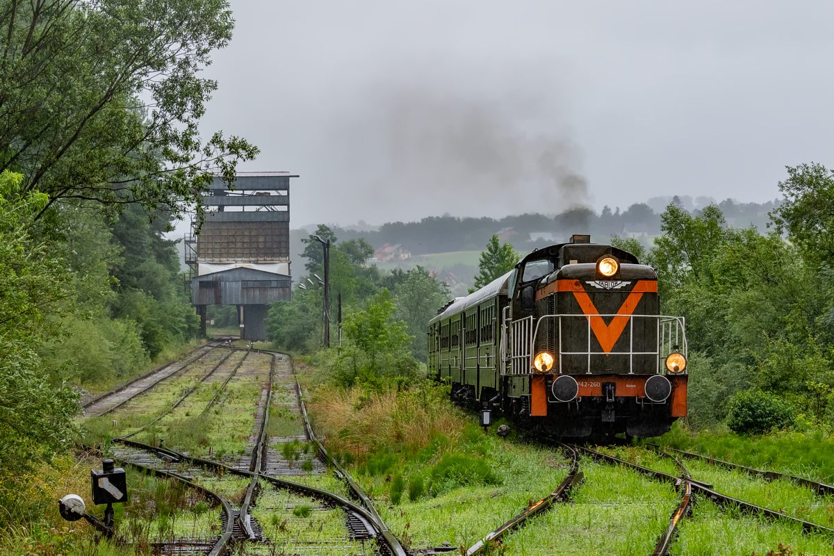 SP42-260: Klęczany