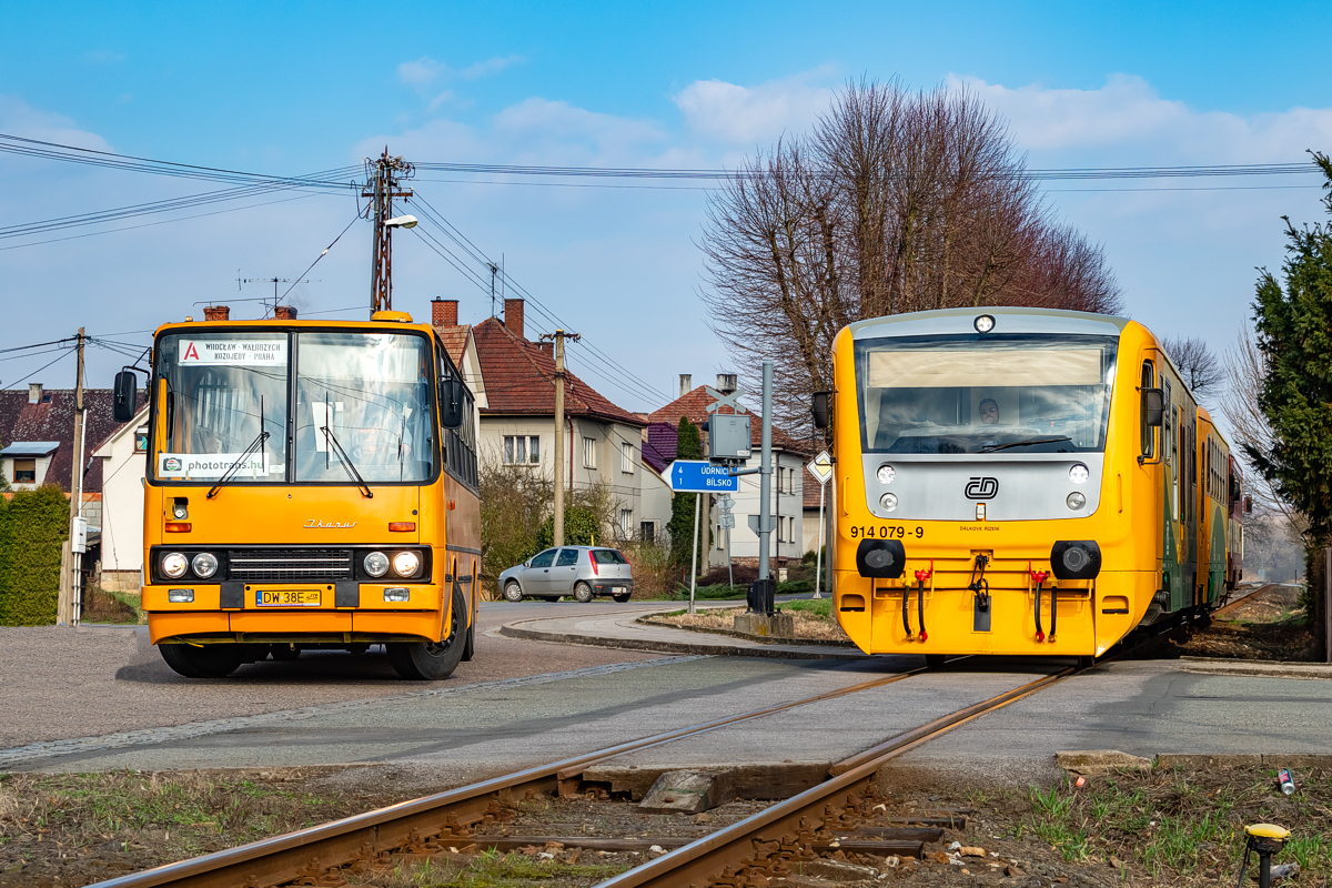 Ikarus 260.32 #DW 38E: Kopidlno