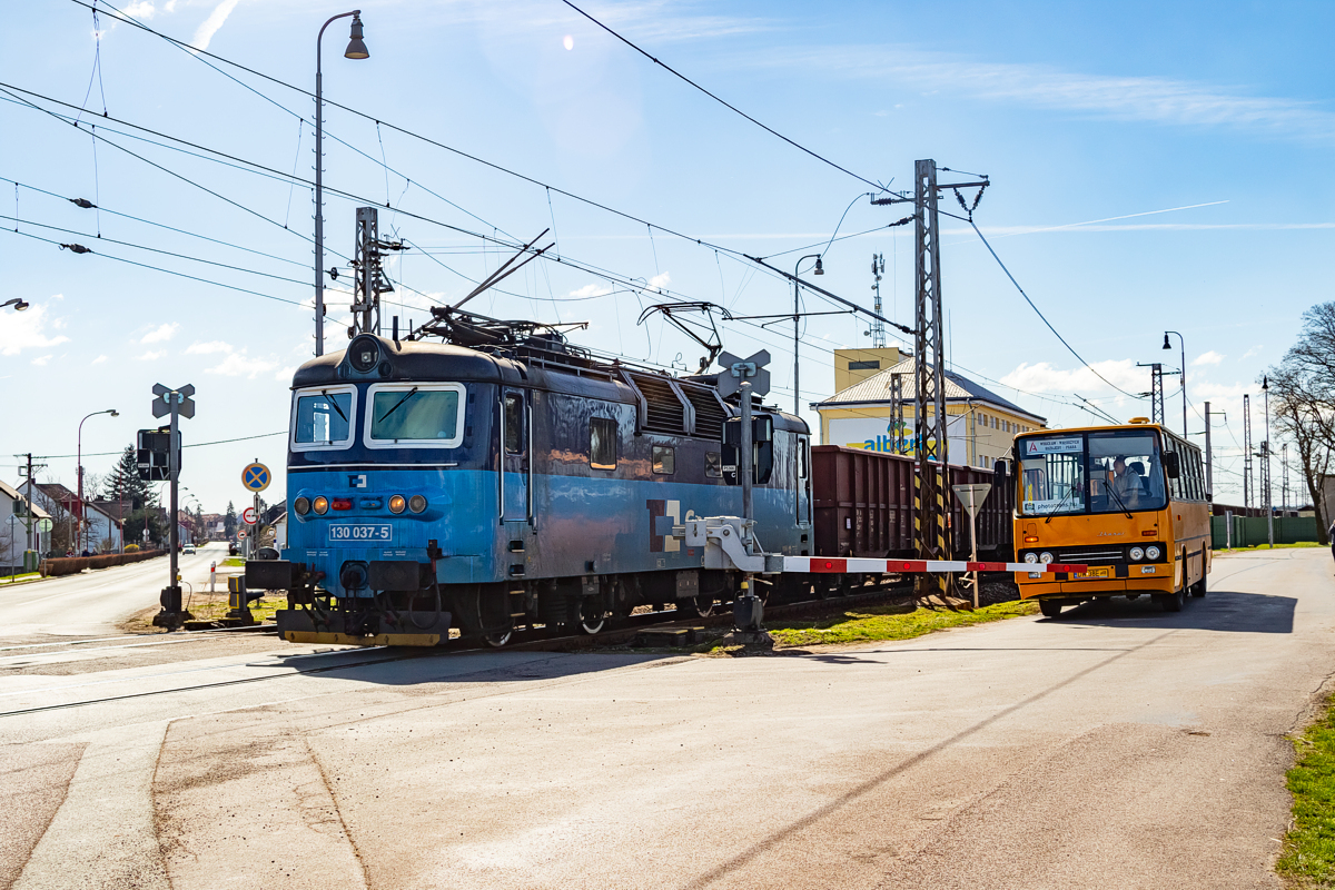 Ikarus 260.32 #DW 38E: Opatovice nad Labem