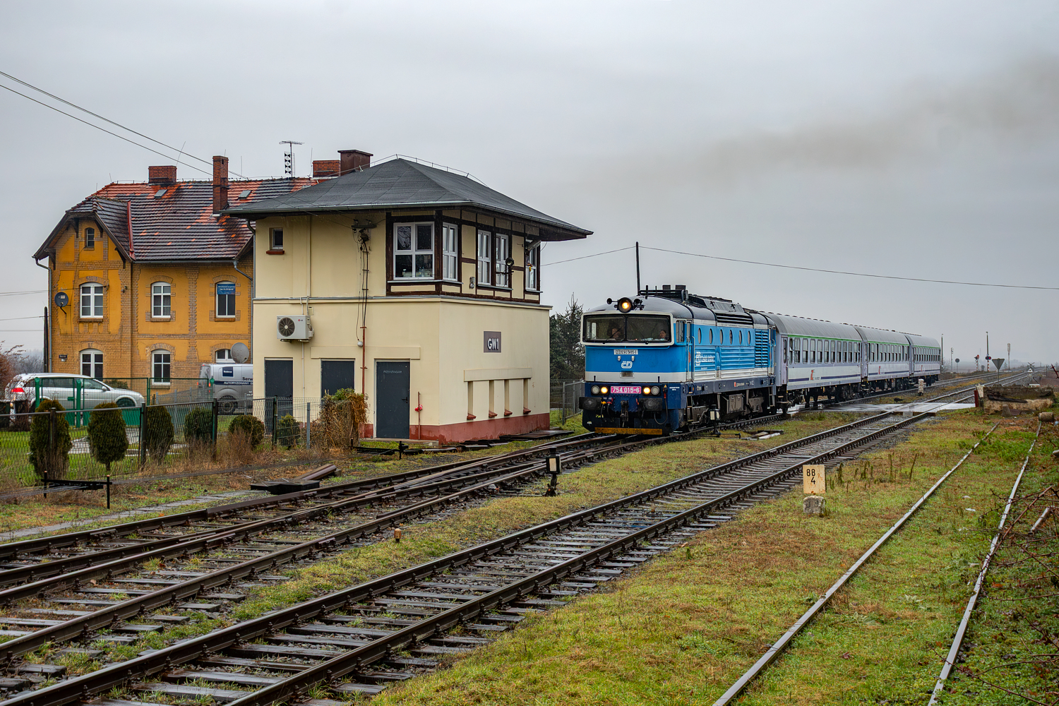 754 015: Głogówek