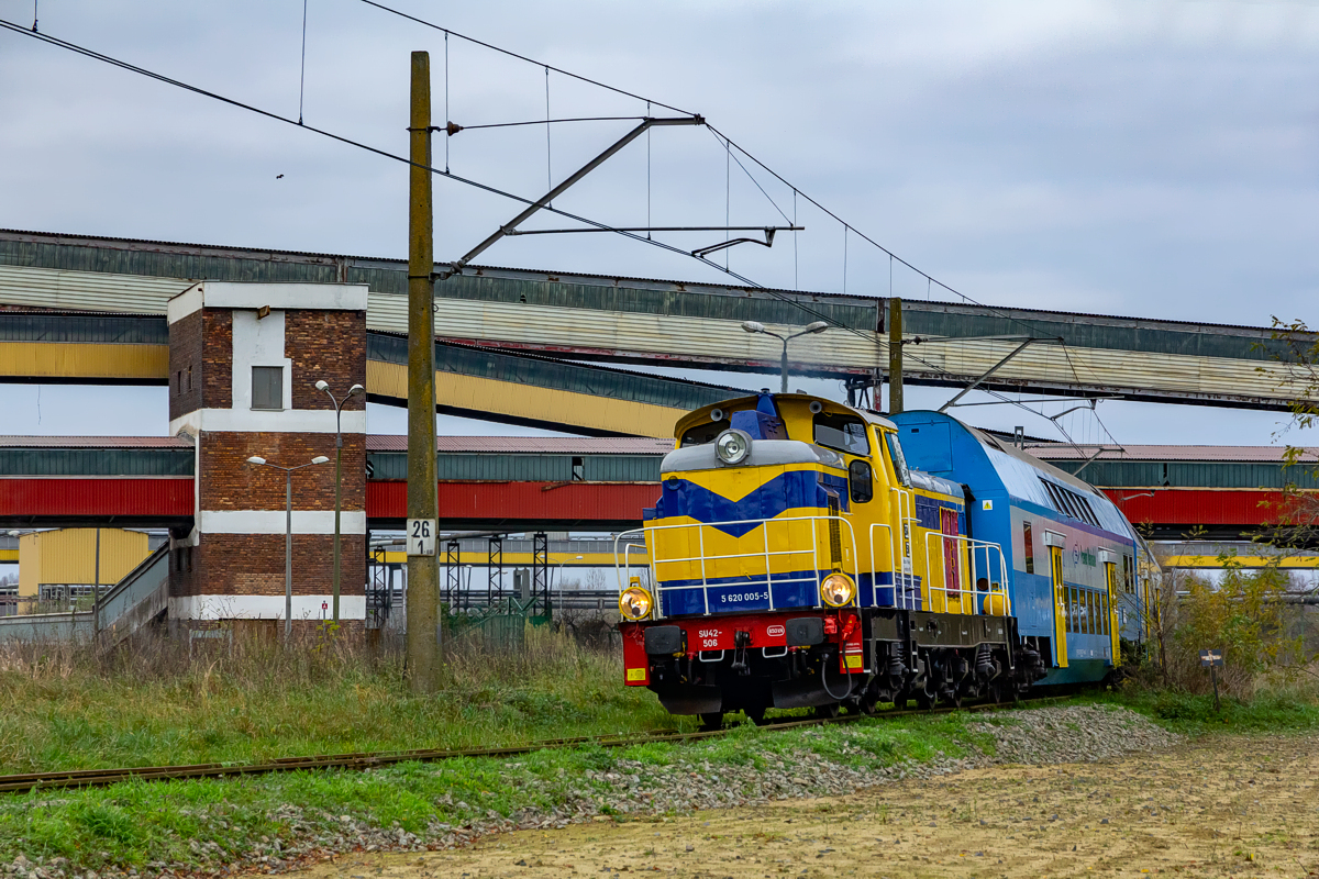 SU42-506: Police Zakład