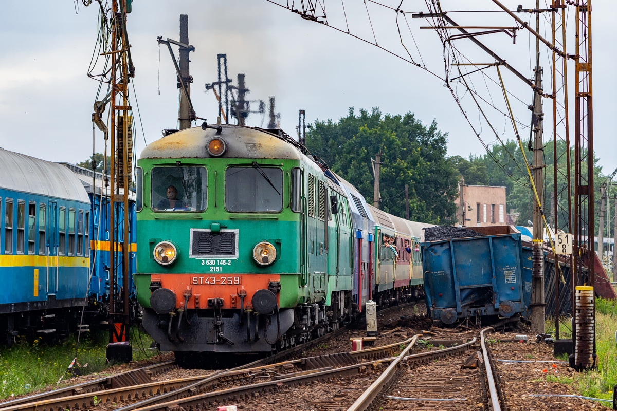 ST43-259+ET22-842: Wronki